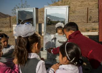 Kids drinking water